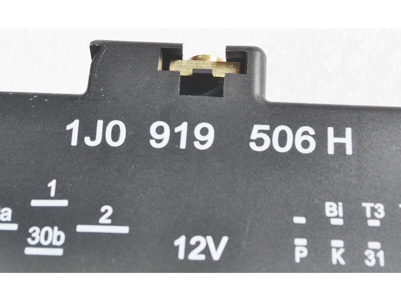 Automotive cooling fan relay 1J0919506H compatible with Volkswagen models