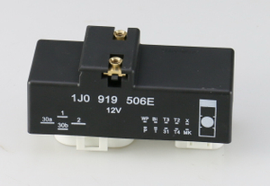 1J0919506E cooling fan control unit relay for Audi A4 1999 and TT 2000