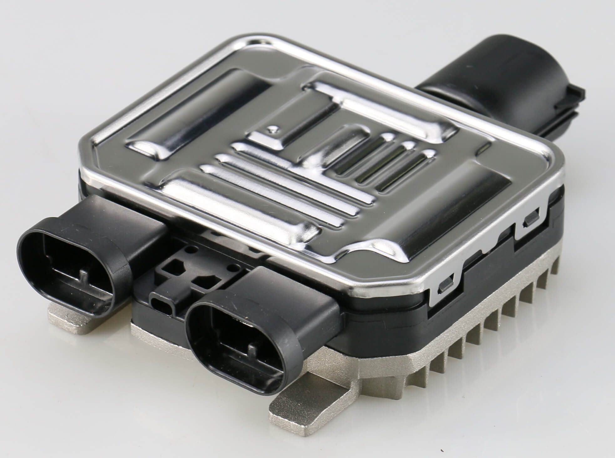 Engine Cooling Fan Control Module for Land Rover and Volvo S60