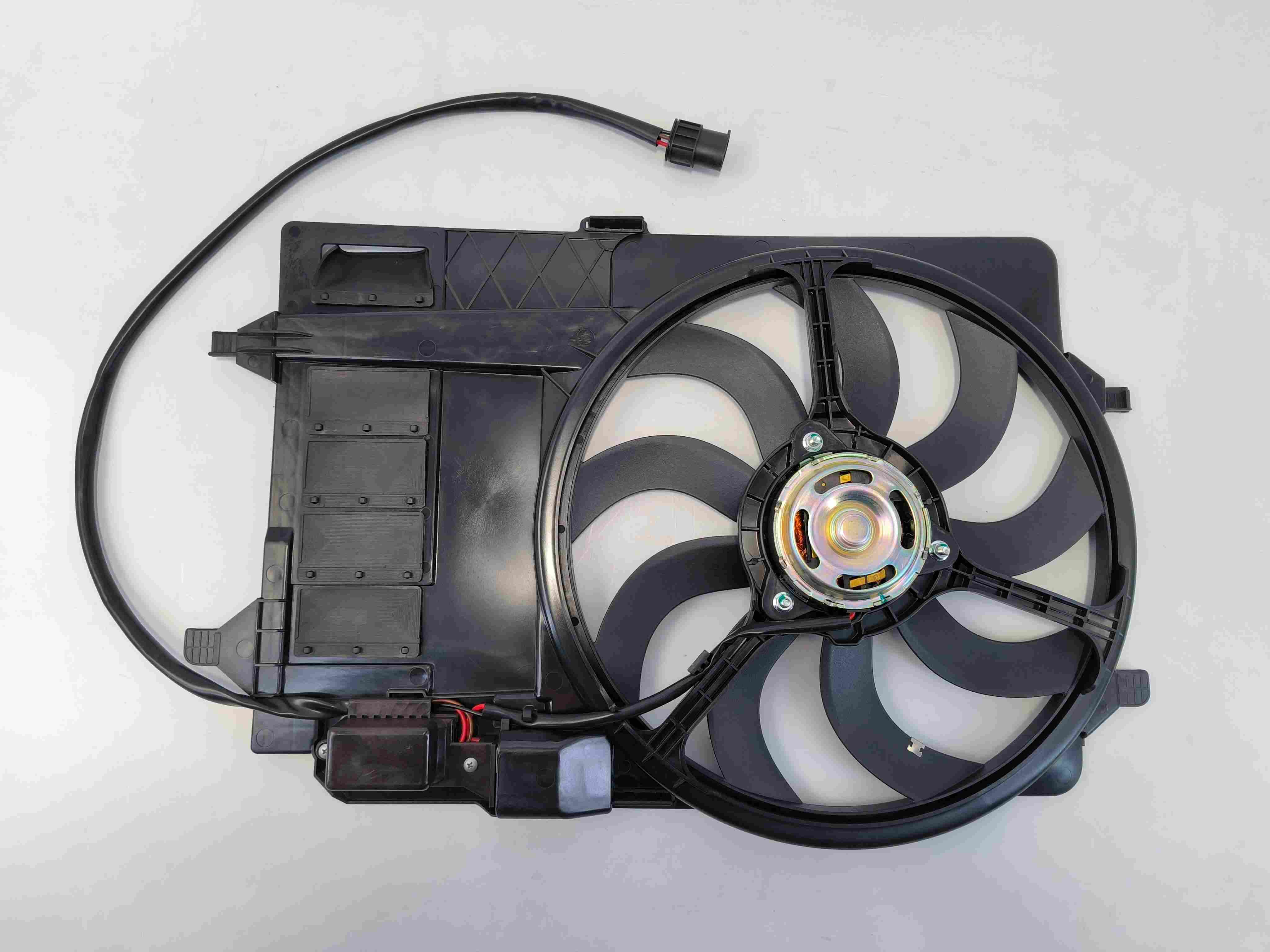 High quality radiator cooling fan 17101475577 fits Mini Cooper 2002-2003 OEM replacement