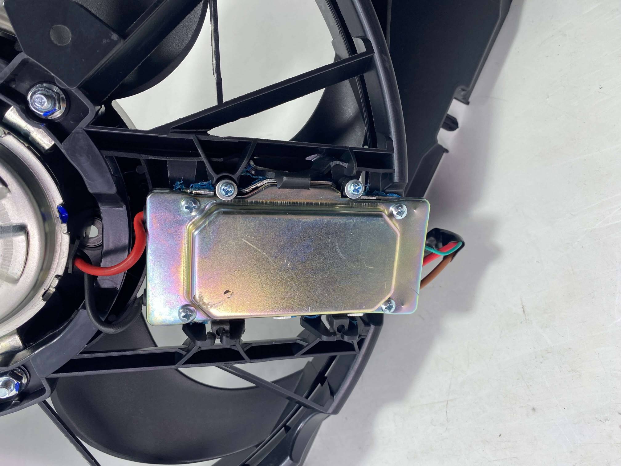 17427563259 radiator fan assembly for BMW E84 2010-2015 importers and wholesale auto parts buyers