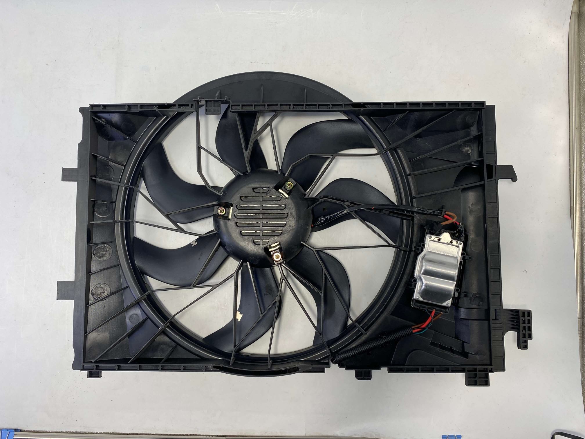 OE A2035001793 W203 Fan Motor & Shroud; Compatible with Diesel/Low-Power C-Class; B2B stock.