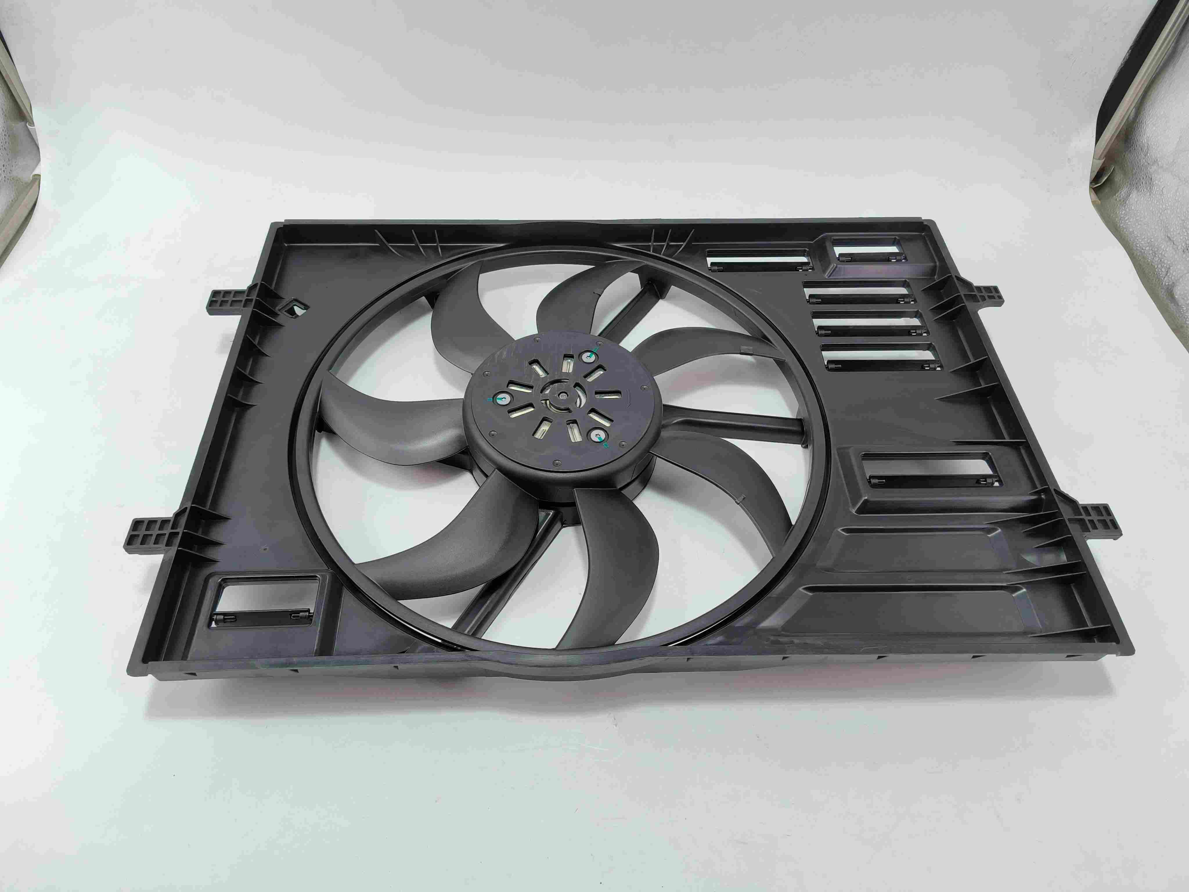 OE 5Q0121203DE Cooling Fan for VW Golf 7 / Audi A3; Cross-reference 5Q0121203AN; B2B Ready.