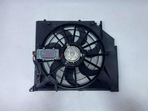 17117561757 BMW E46 Radiator Cooling Fan Assembly; Fits 320i/325i/330i; Electronic Control.