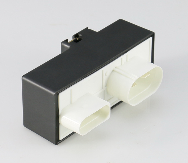 Side angle view of 1J0919506K cooling fan control module for VW and Audi vehicles