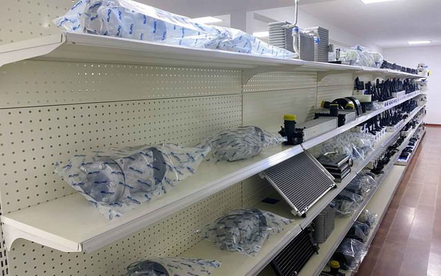 Display racks with AC compressors for client showcase