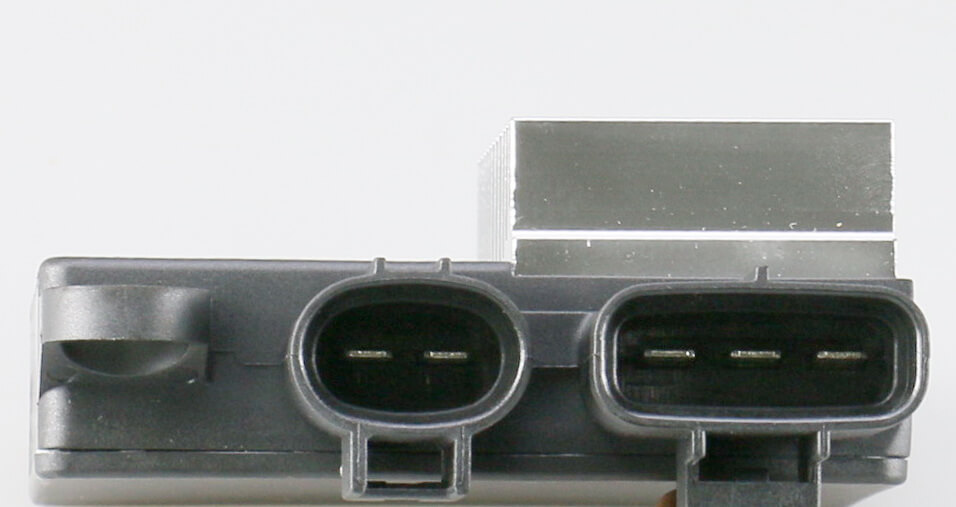 Durable Cooling Fan Control Module 89257-26020 for Reliable Engine Cooling