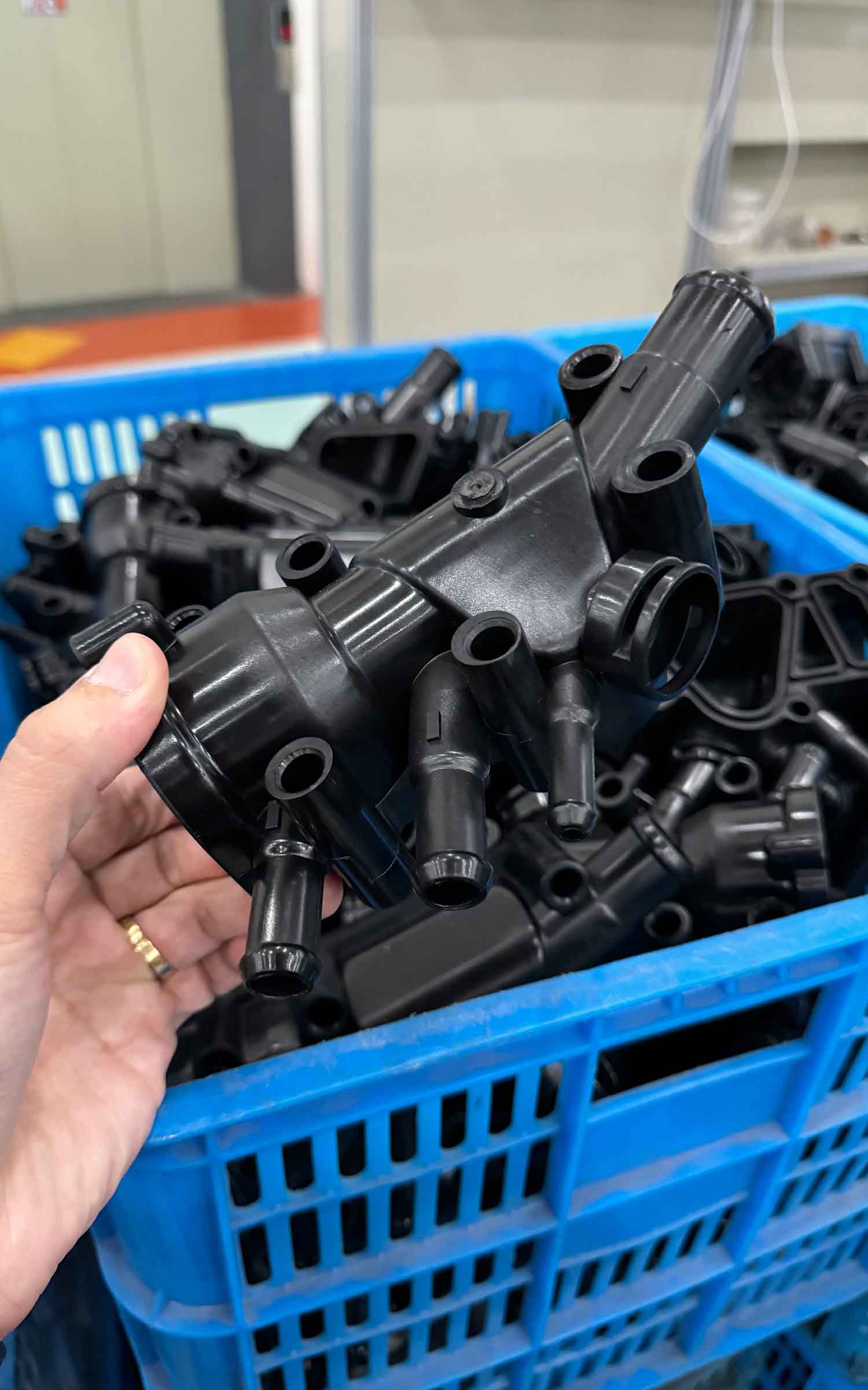 Close-up of Elecdura thermostat component materials