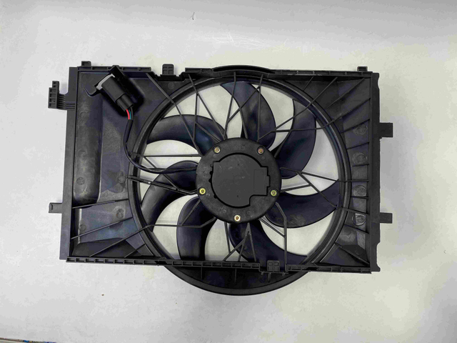 A2035001693 Mercedes W203/W209 600W Brushless Cooling Fan; High-power OEM spec for wholesale.