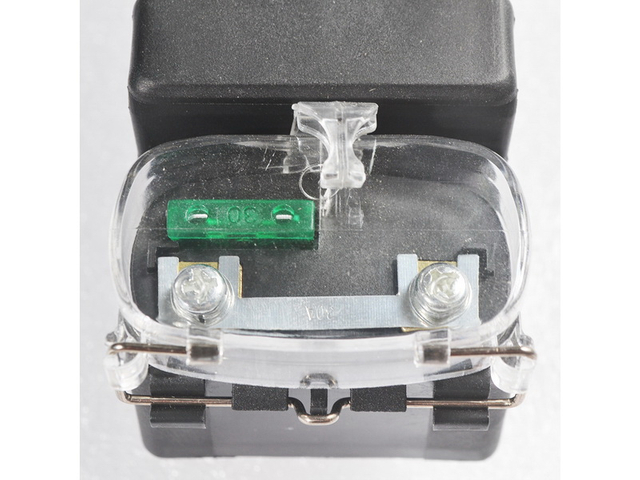 Front view of VW Cooling Fan Control Module 357919506A OEM Replacement