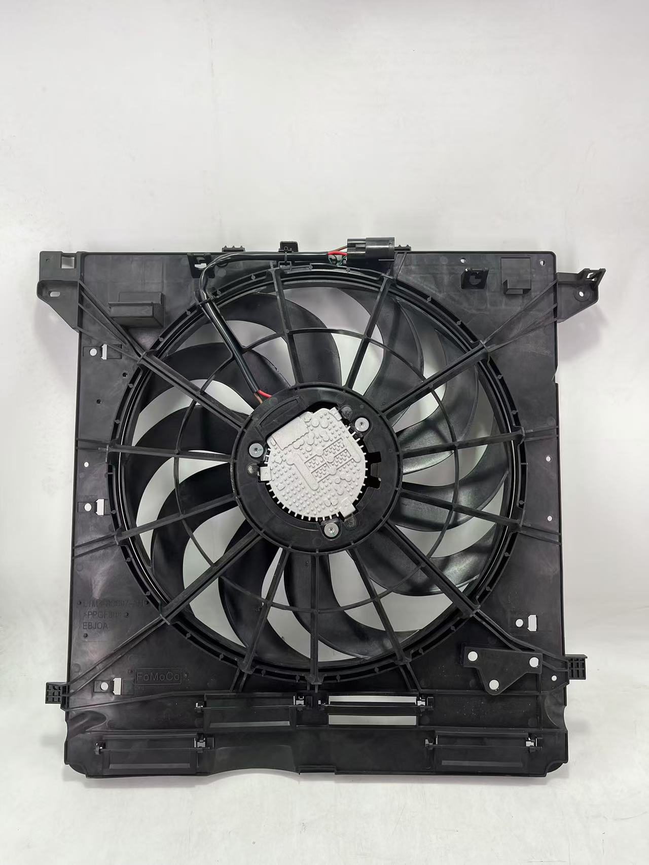 L1M3-8C607-AF high-efficiency brushless motor for Ford Explorer/Aviator cooling system; Premium import component.