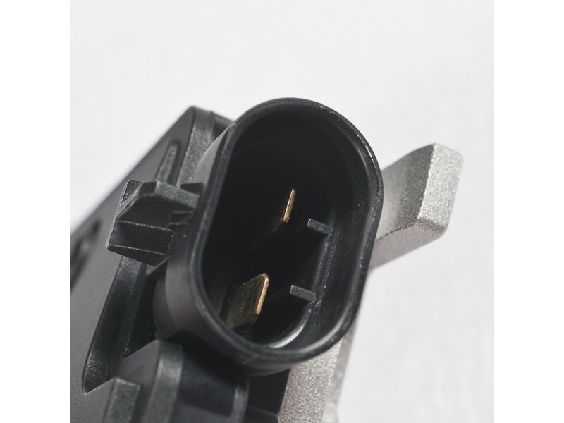 Ford Focus engine cooling fan control module OEM 6W1Z8B658AB