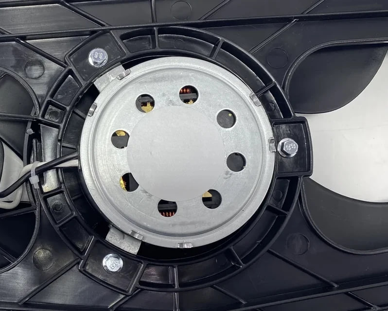 Cooling fan motor detail