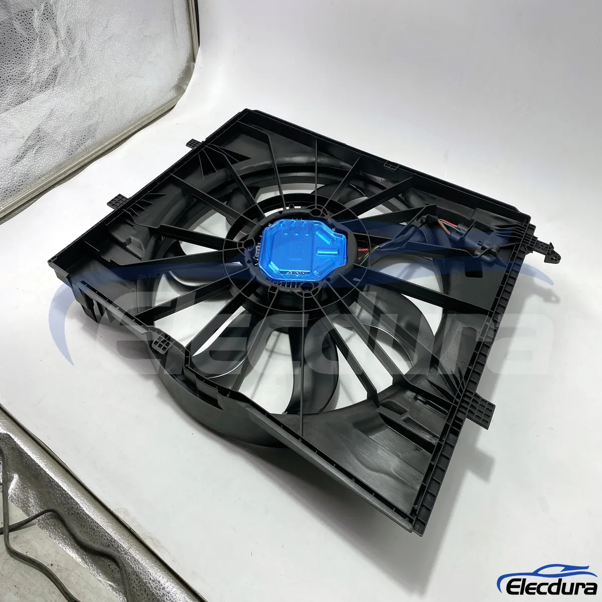 Aftermarket brushless radiator cooling fan assembly A0999063902 for bulk parts supply