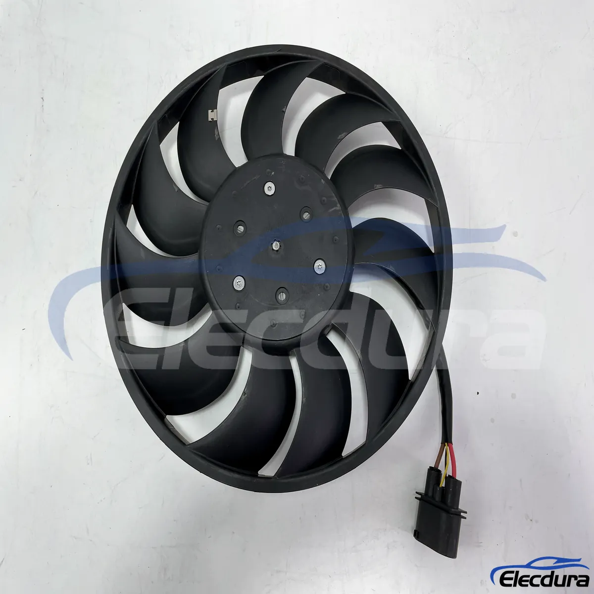 Remplacement du ventilateur de refroidissement Porsche Taycan 9J1959456C pour distributeurs