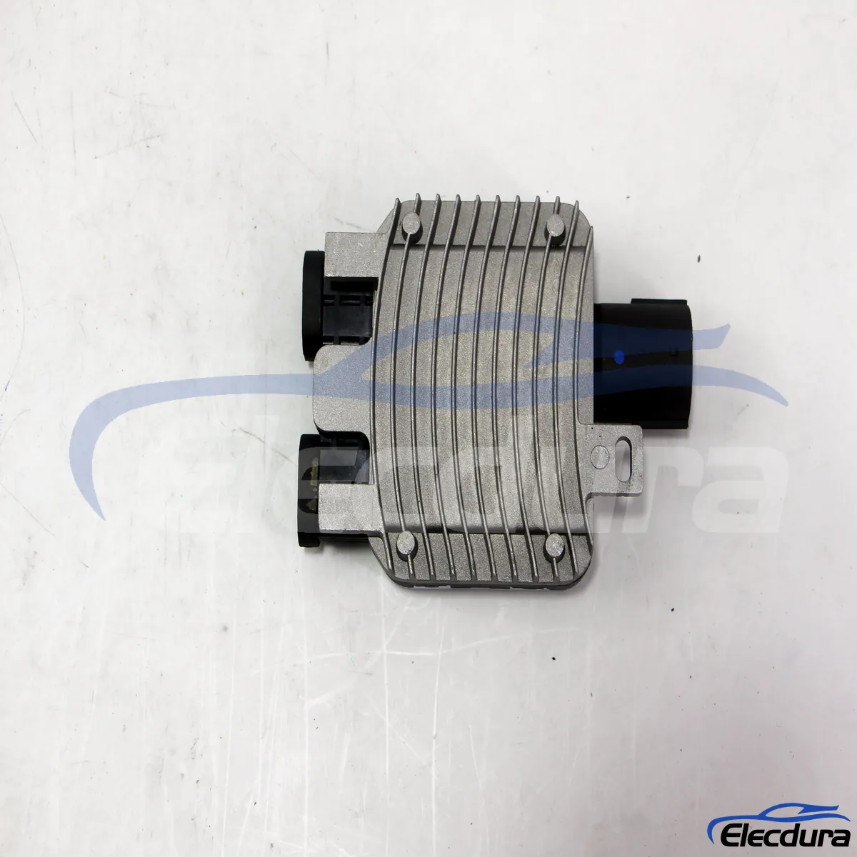 Substitui&ccedil;&atilde;o do ventilador de refrigera&ccedil;&atilde;o Ford Mondeo, Galaxy, S-Max 1331402 para distribuidores