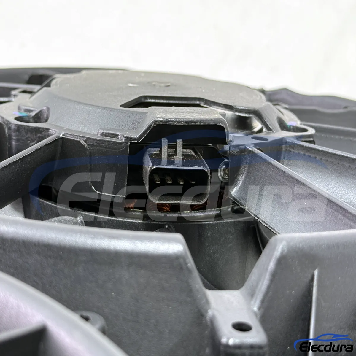 Chevrolet Malibu XL Brushless Radiator Cooling Fan Assembly replacement 84355900 for cooling fan distributors