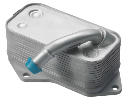 Compact plate oil cooler with hose connection