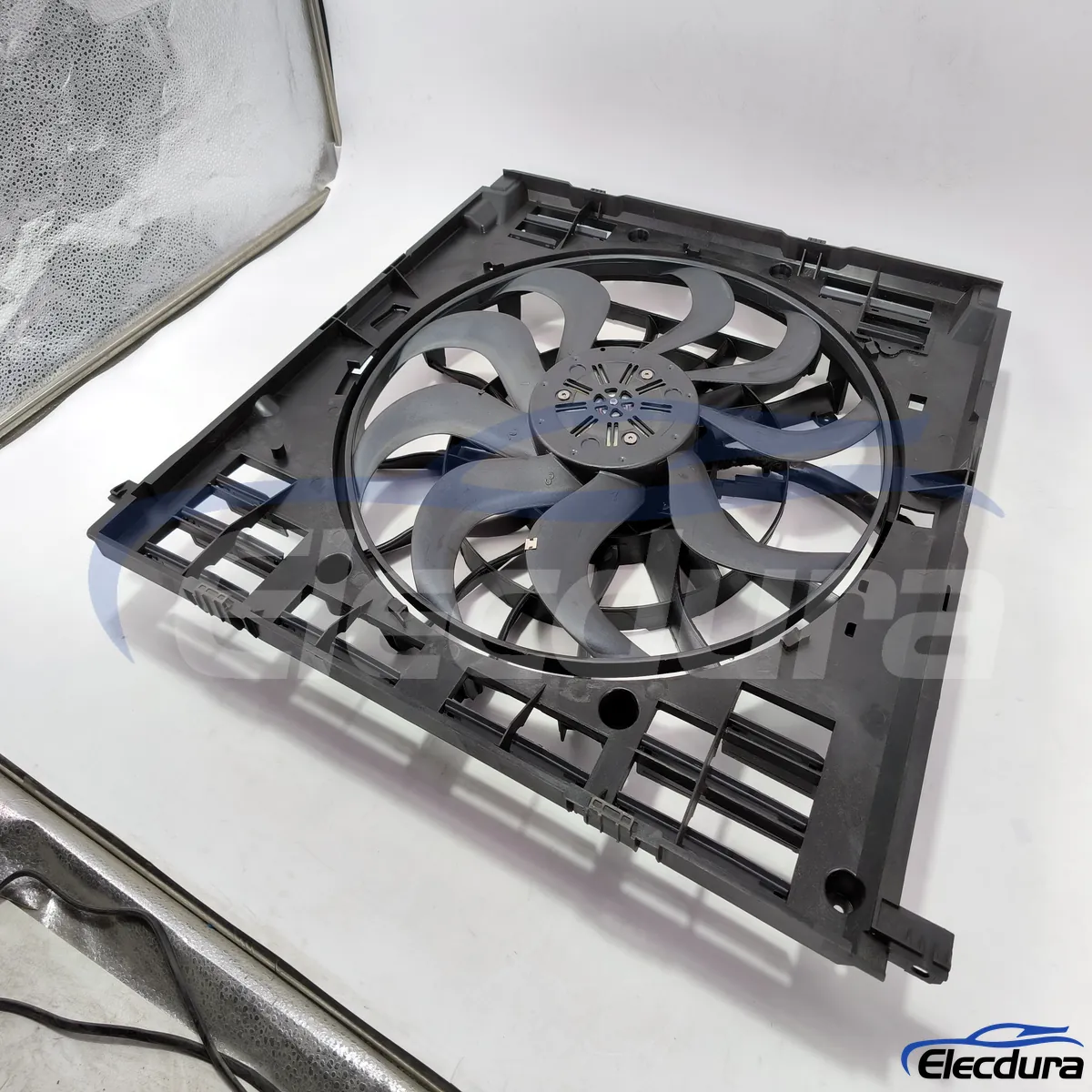 Ensemble de ventilateur de refroidissement de radiateur sans balais BMW, remplacement d'origine 17428655761 fourniture de pi&egrave;ces en vrac