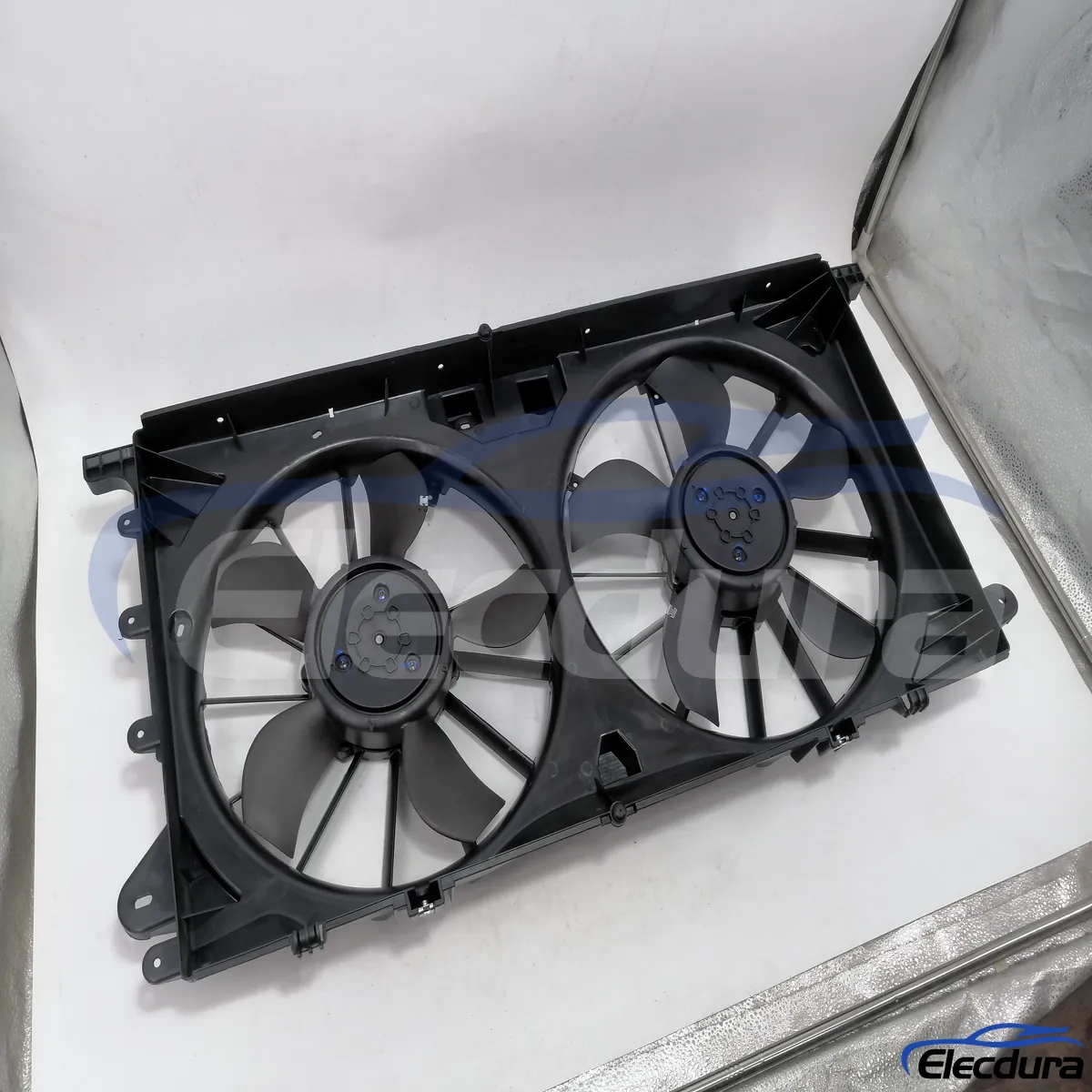 Rakitan kipas pendingin radiator purnajual HL3Z8C607C untuk pasokan suku cadang massal