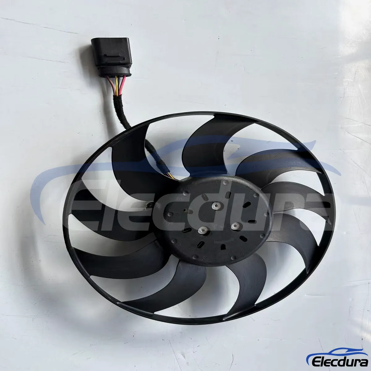 Volkswagen hűtőventil&aacute;tor OE 7N0959455L professzion&aacute;lis alkatr&eacute;szcsere-programokhoz