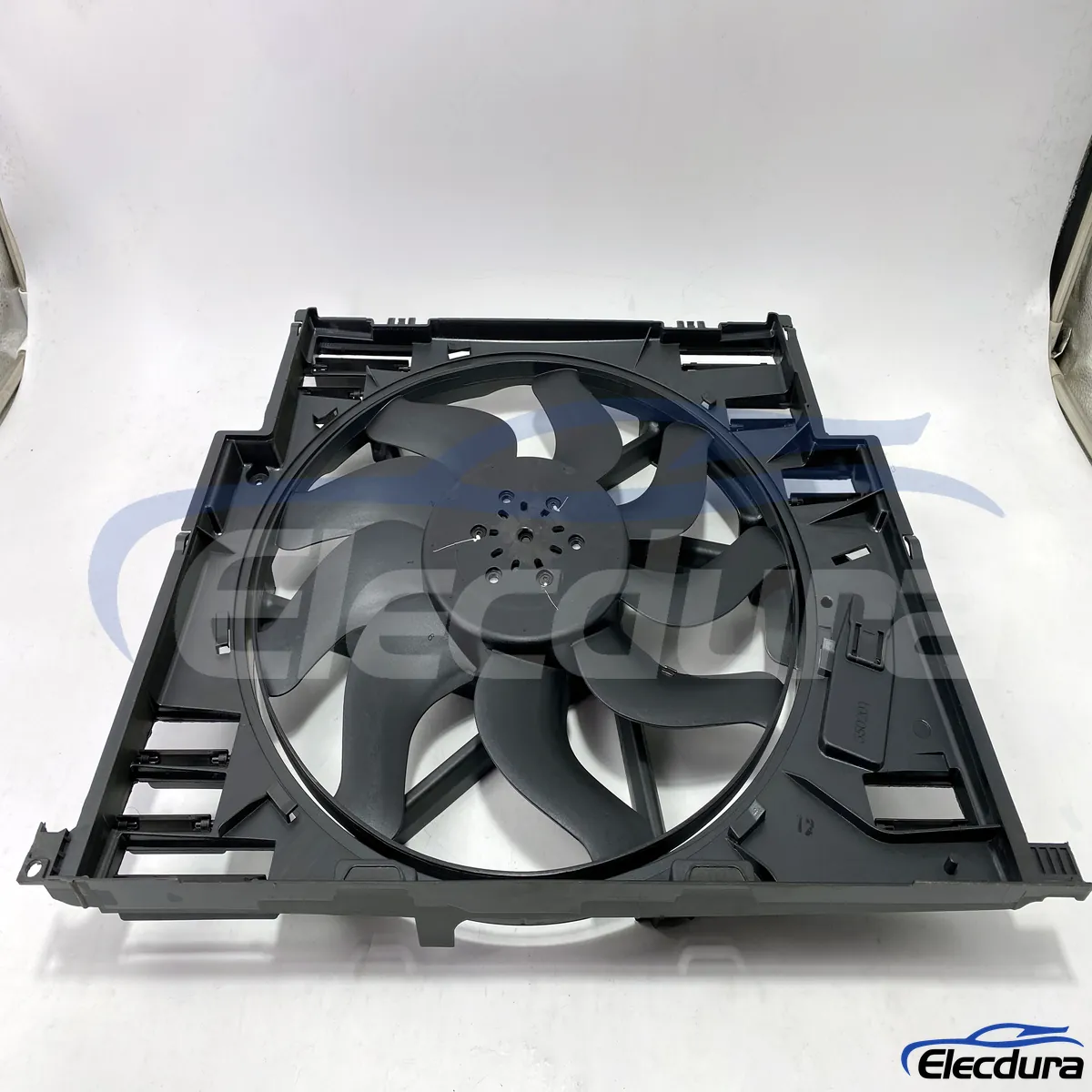 BMW G20 hűtőventil&aacute;tor szerelv&eacute;ny 17428591441 eloszt&oacute; ell&aacute;t&aacute;shoz