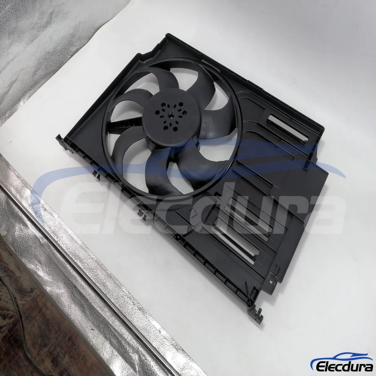 BMW F39 cooling fan assembly 17427617609 for distributor supply