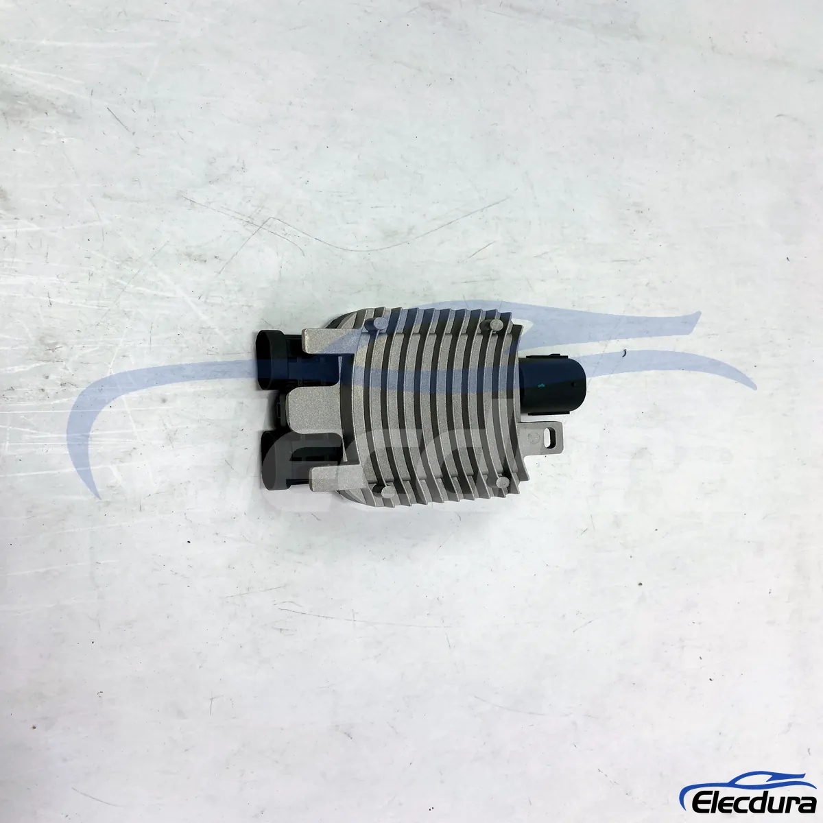 Ford Edge hűtőventil&aacute;tor csere 7T438C609BA forgalmaz&oacute;knak