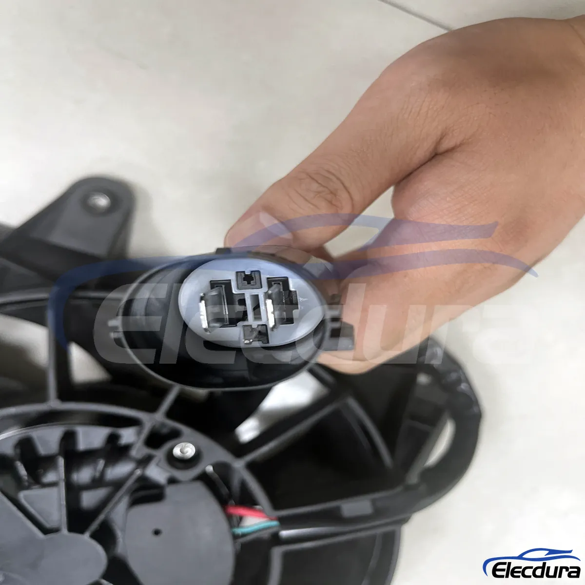 84128345 Rakitan Kipas Pendingin Radiator Brushless aftermarket untuk importir dan pasokan suku cadang perbaikan