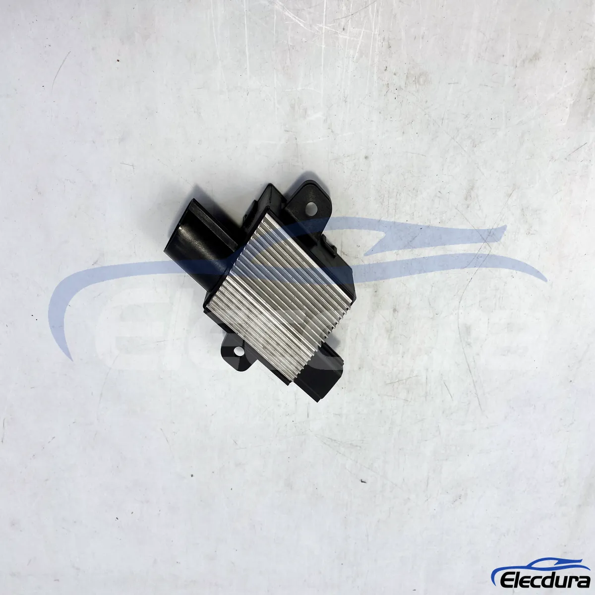 Cadillac ATS radi&aacute;tor hűtőventil&aacute;tor vez&eacute;rlőmodul csere 23188752 hűtőventil&aacute;tor eloszt&oacute;khoz