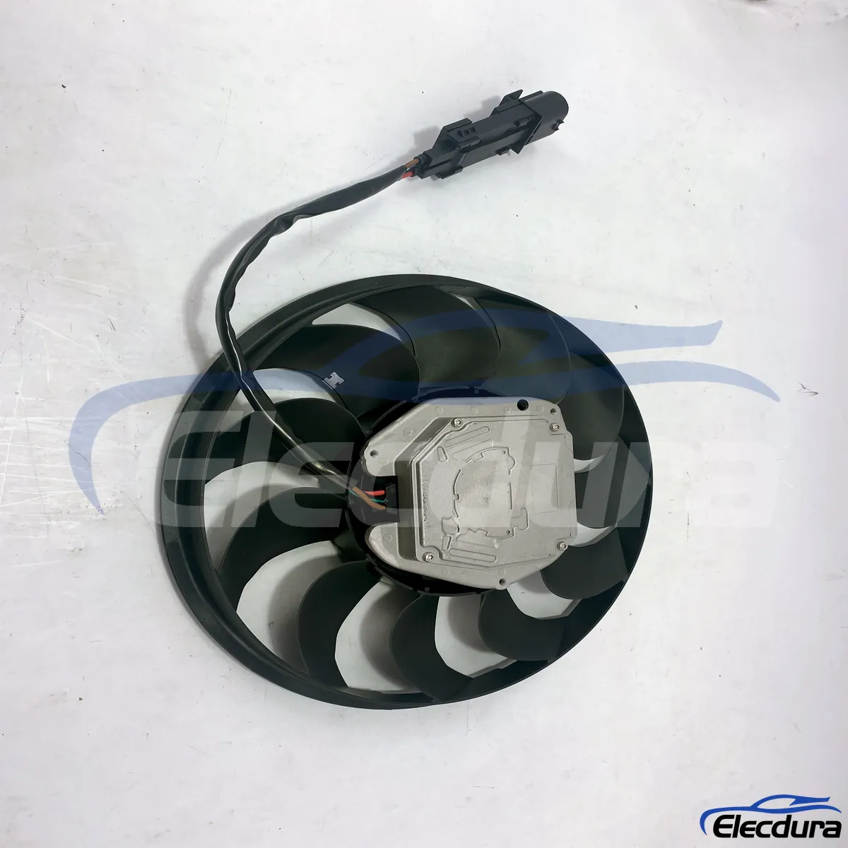 Ut&aacute;ngy&aacute;rtott motor hűtőventil&aacute;tor motor 8K0959455H importőr&ouml;knek &eacute;s nagykereskedőknek