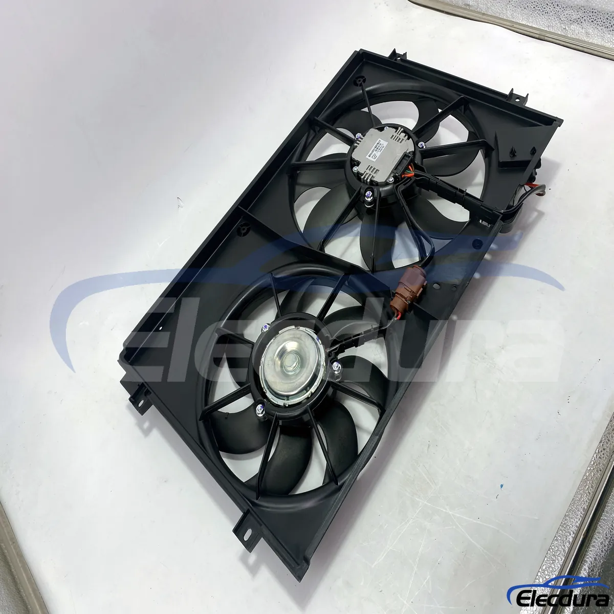 Volkswagen Golf, Jetta, GTI, CC, Eos, Passat, Tiguan, Beetle aşırı ısınma ve zayıf hava akışına karşı soğutma fanı grubu...