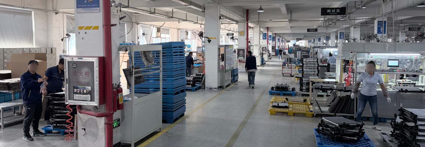 Automotive radiator manufacturer workshop for wholesale supply