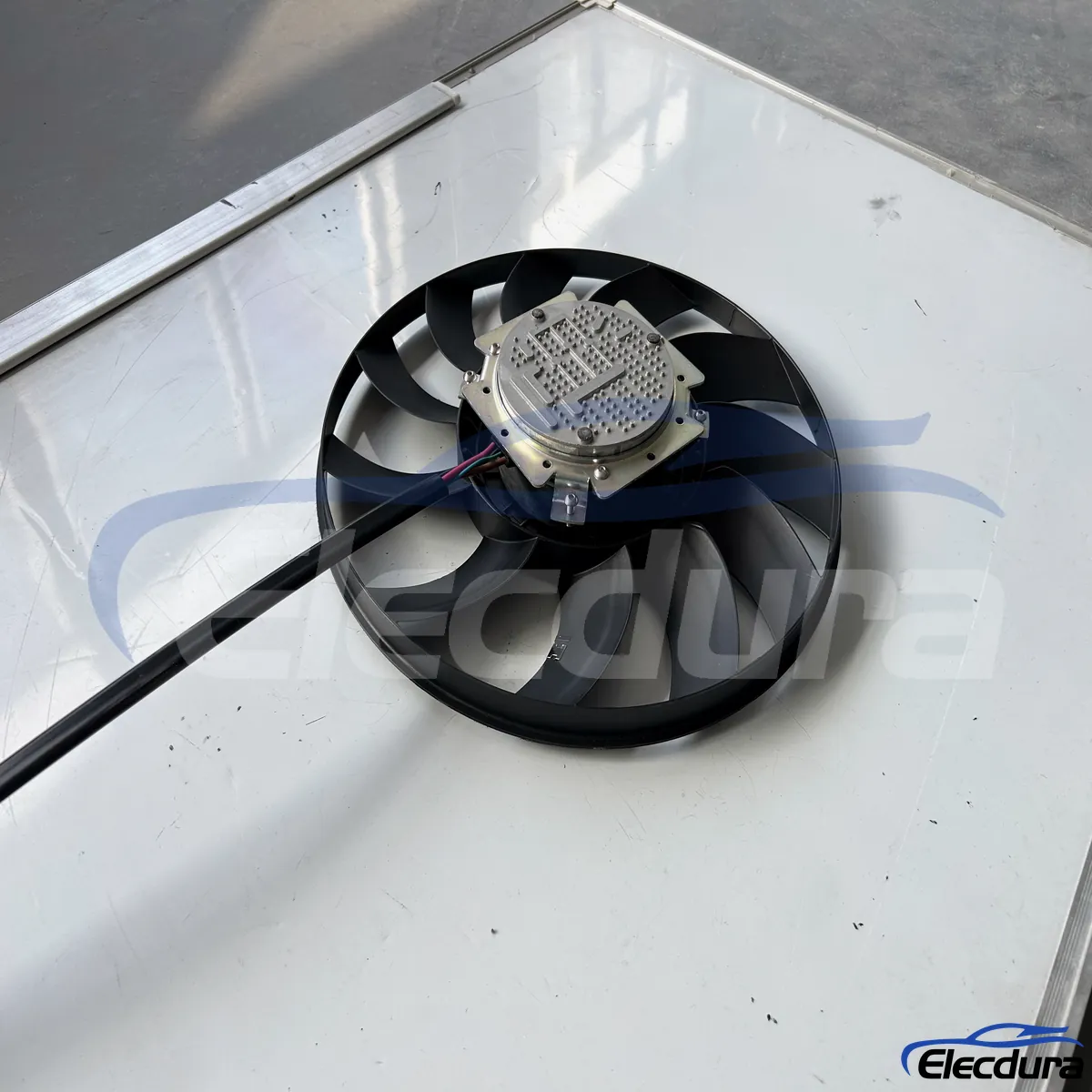 Заміна двигуна вентилятора охолодження двигуна Audi 4H0959455AG оптом