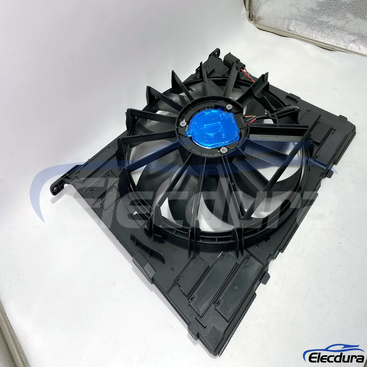 Substitui&ccedil;&atilde;o do ventilador de refrigera&ccedil;&atilde;o do radiador 17428472266 para oficinas BMW