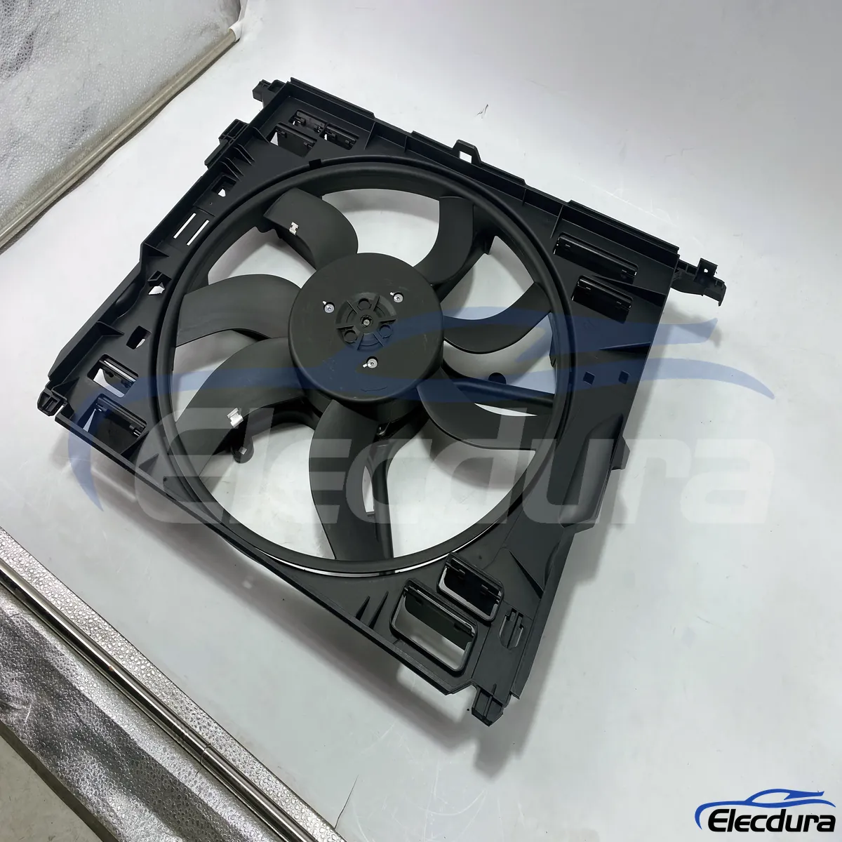 Conjunto de ventilador de resfriamento de radiador sem escova de reposi&ccedil;&atilde;o 17427589028 para importadores e atacadistas