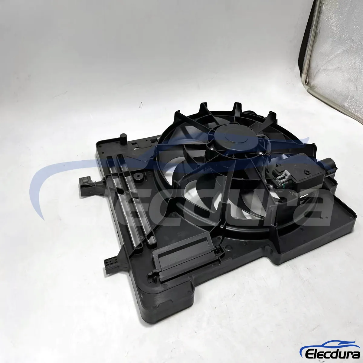 F1FZ8C607C Radiator Cooling Fan Assembly for Ford repair shops and importers