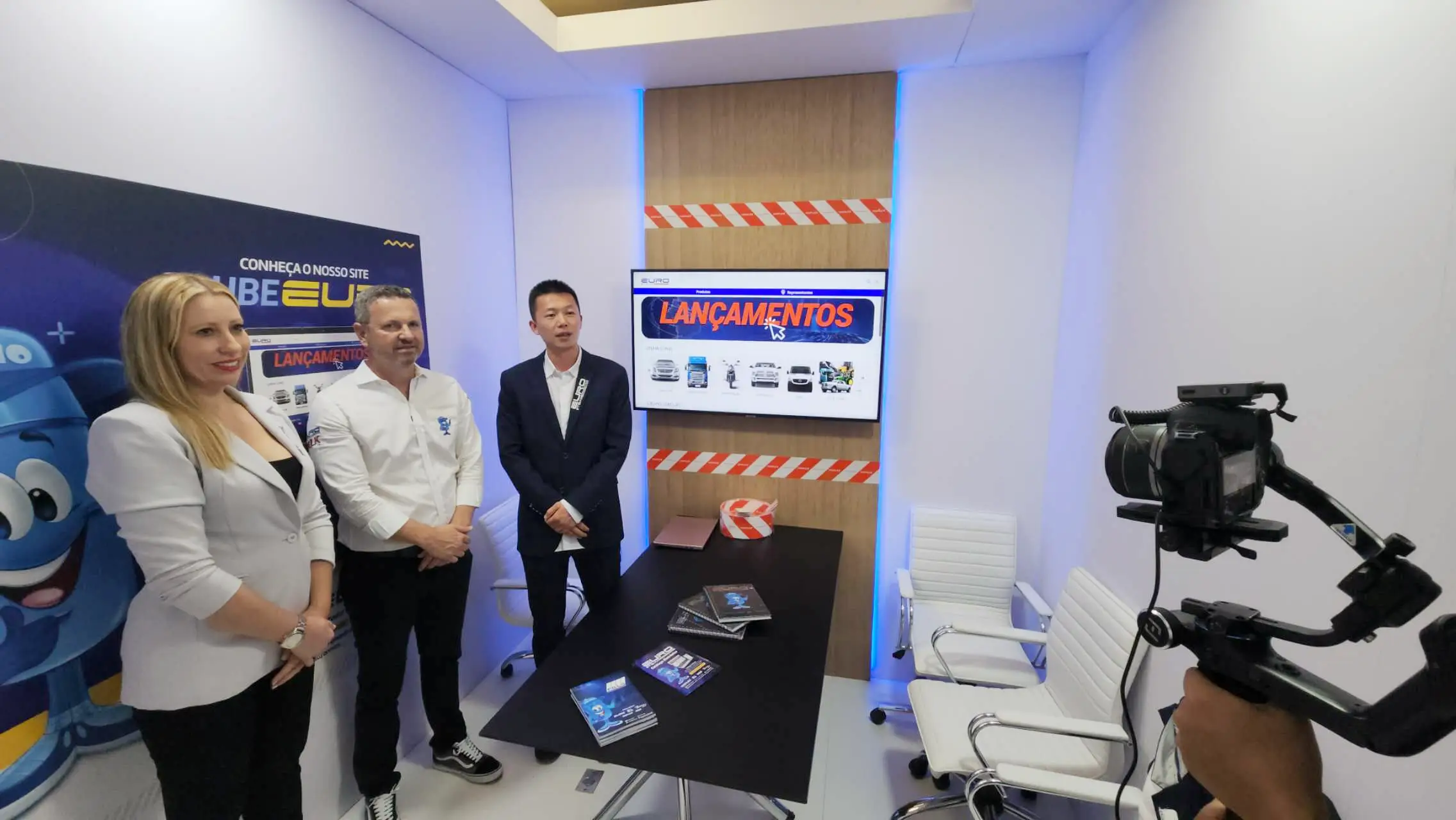 Aftermarket auto parts sourcing support for importers and distributors