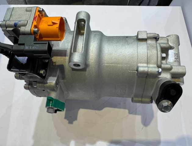 High-voltage electric AC compressor with integrated inverter for EV applications