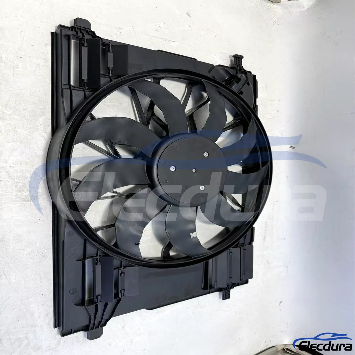 Conjunto de ventilador de refrigeraci&oacute;n de radiador doble del mercado de accesorios A2479060200 para suministro de piezas a granel
