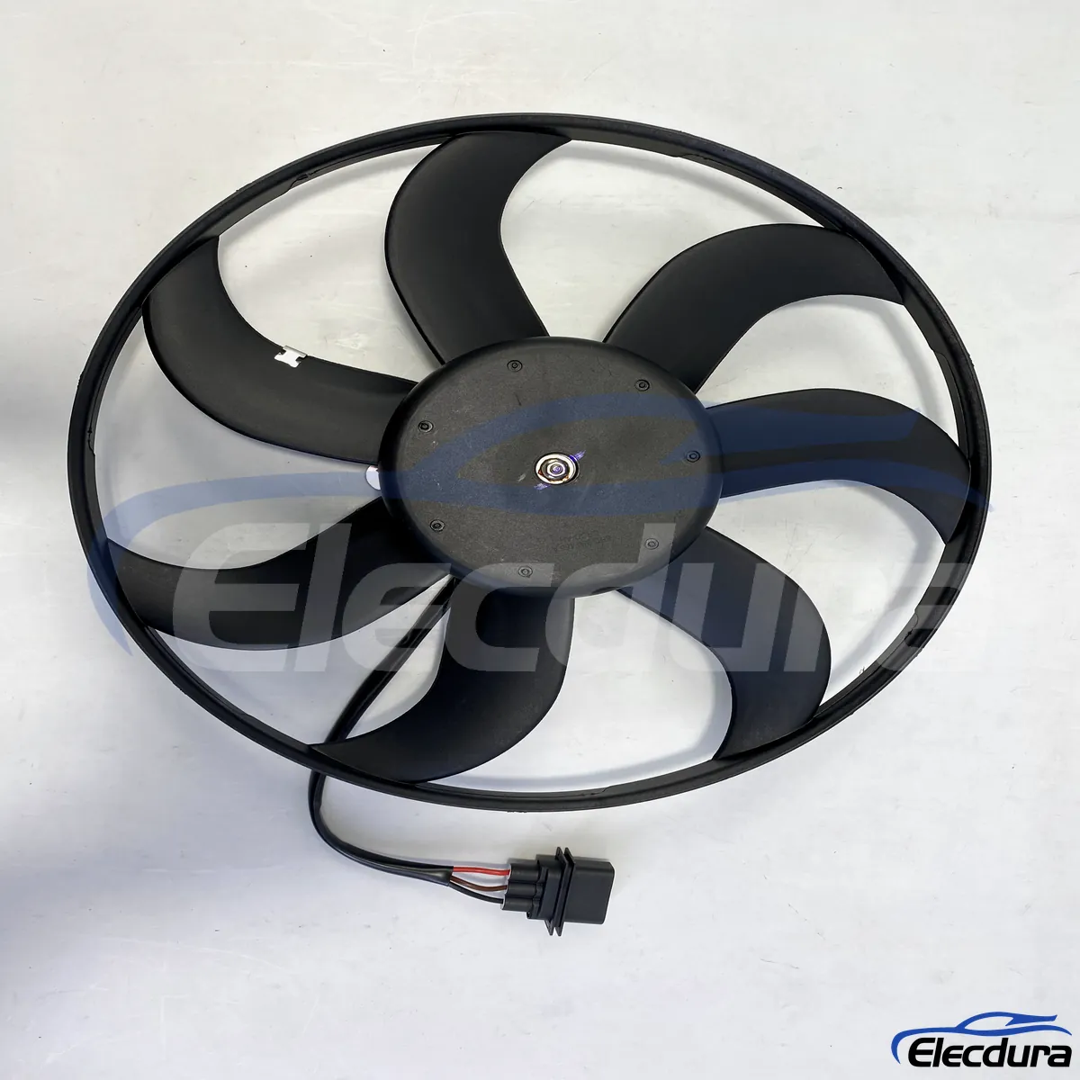 6R0121207Q aftermarket Sestava bezkomut&aacute;torov&eacute;ho chladic&iacute;ho ventil&aacute;toru chladiče pro dovozce a dod&aacute;vky n&aacute;hradn&iacute;ch d&iacute;lů
