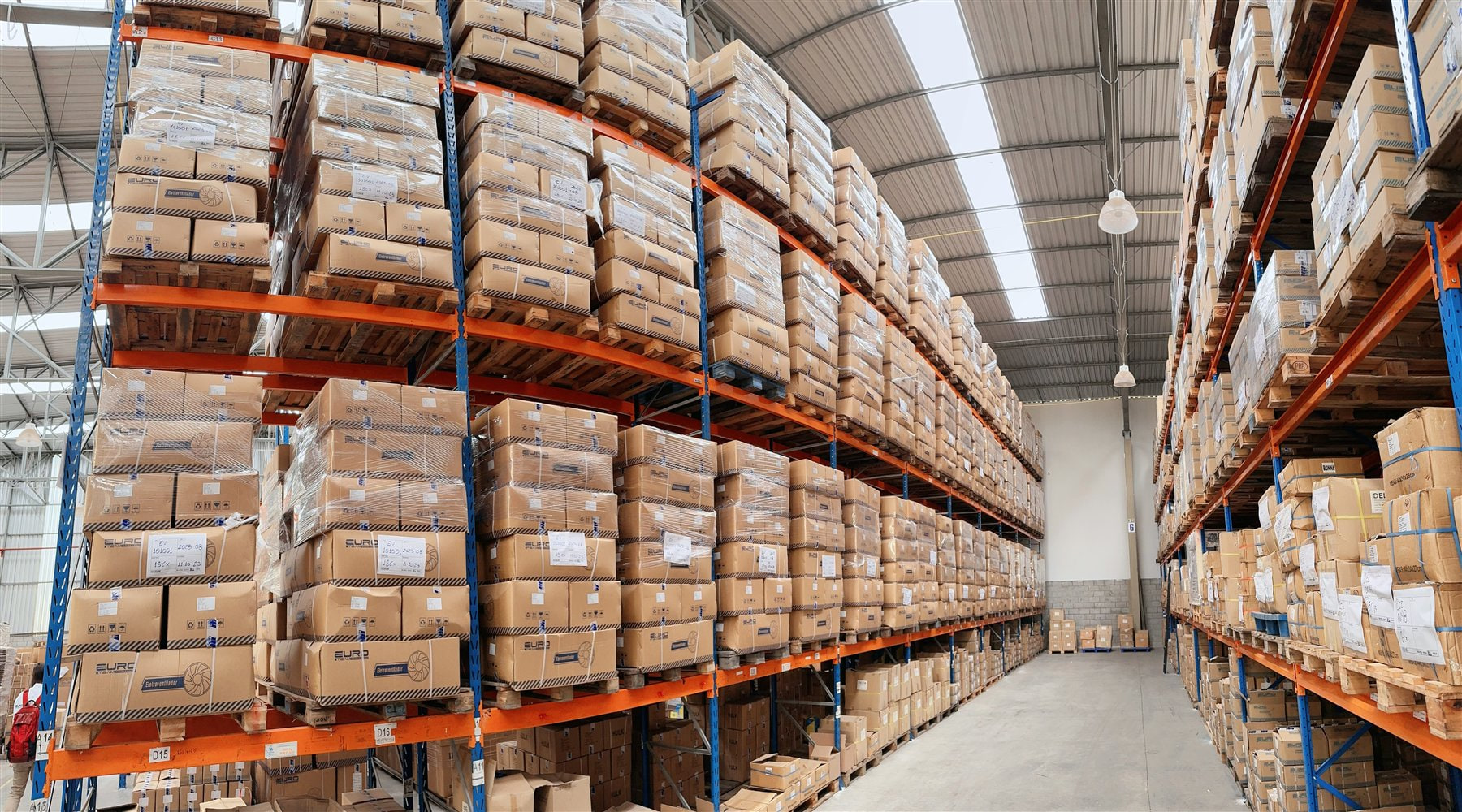 Warehouse project organisation for cooling fan orders