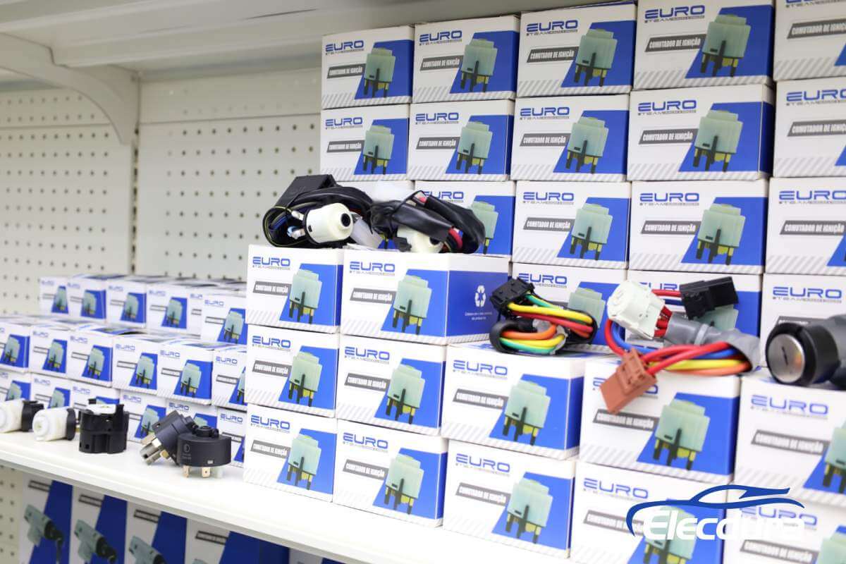 bulk auto parts multi category storage display
