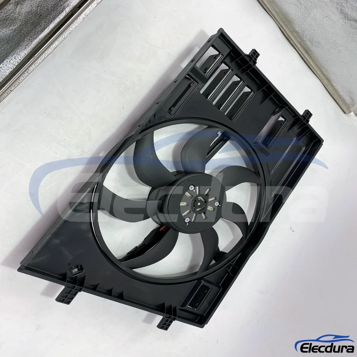 Ventilateur de refroidissement Volkswagen avec OE 5QD121205B pour les programmes de remplacement de pi&egrave;ces professionnels