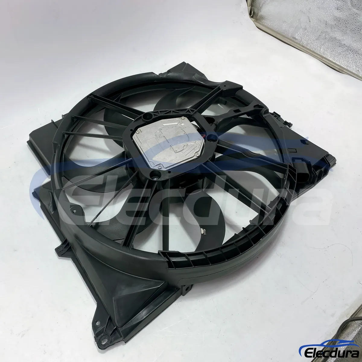 BMW E82 k&oslash;leventilator 17427545366 til fordelerforsyning