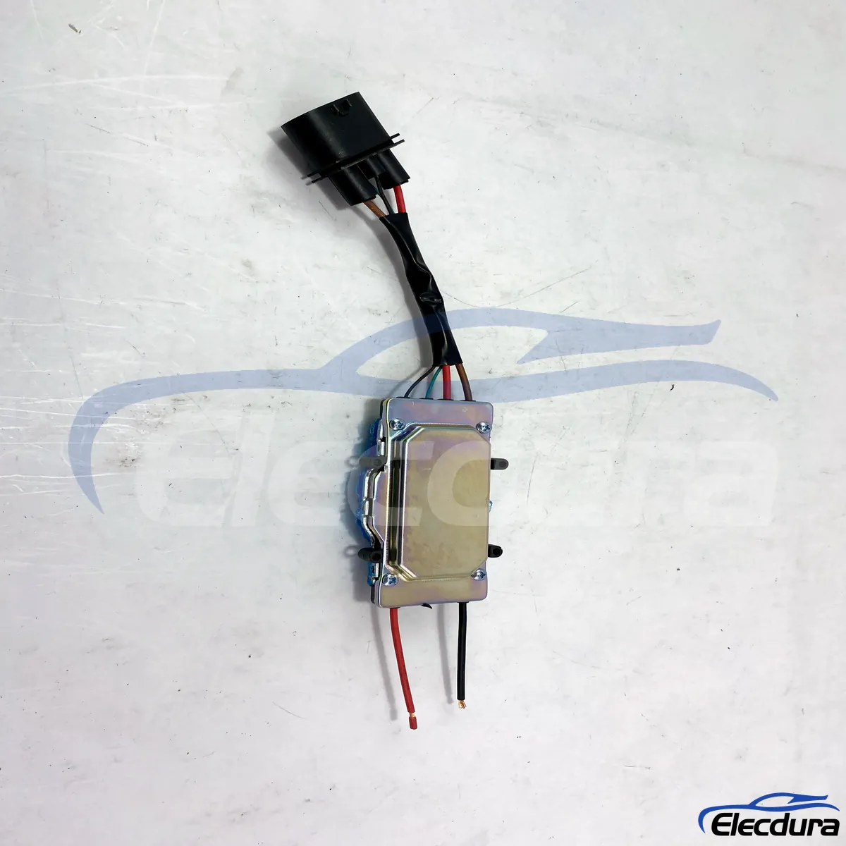 Porsche Cayenne hűtőventil&aacute;tor csere 7L0959455C forgalmaz&oacute;knak