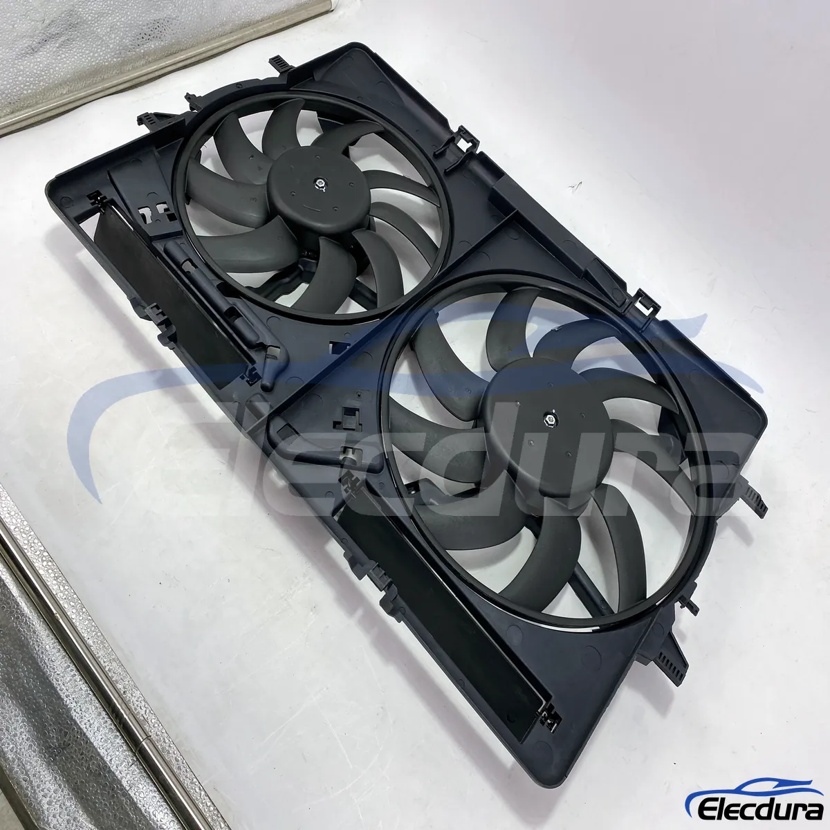 Audi A4 cooling fan assembly 8K0121207A for distributor supply