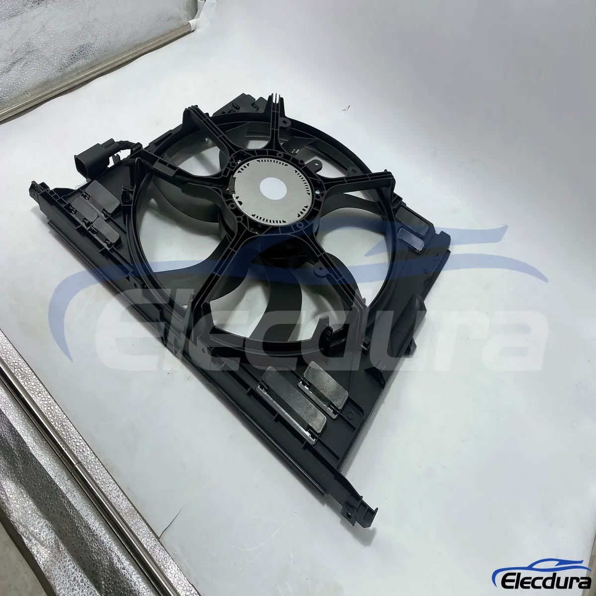 Substitui&ccedil;&atilde;o sem escova do conjunto OE do ventilador de refrigera&ccedil;&atilde;o do radiador de BMW fonte maioria das pe&ccedil;as 17427589028
