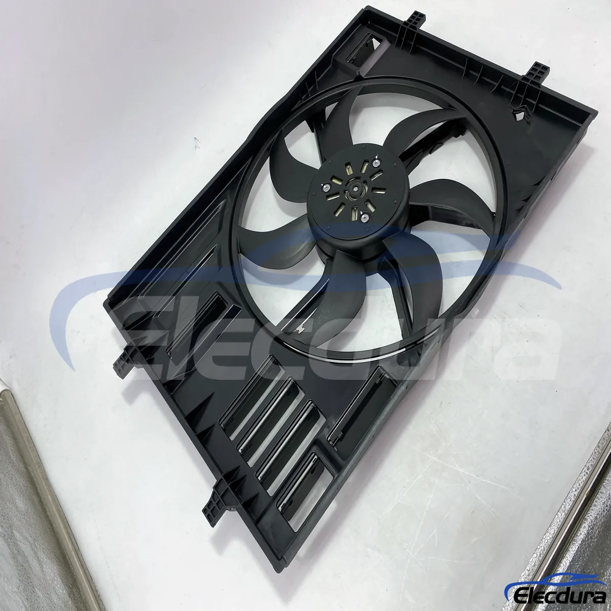 Ensemble ventilateur de refroidissement Volkswagen Golf / Golf GTI / Golf R / Alltrack / SportWagen / e-Golf en cas de surchauffe et de faiblesse...