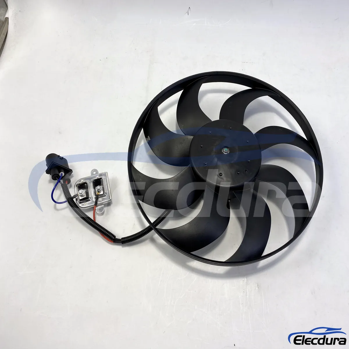 Volkswagen Polo / Polo V hűtőventil&aacute;tor szerelv&eacute;ny t&uacute;lmeleged&eacute;s &eacute;s gyenge l&eacute;g&aacute;raml&aacute;s jav&iacute;t&aacute;s&aacute;hoz